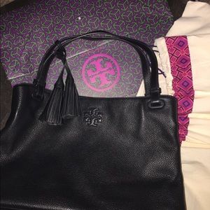 NWOT Tory Burch Black Leather shoulder bag